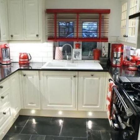 Well Presented 2 Bedroom House Village Holiday Let Strensall Bagian luar foto