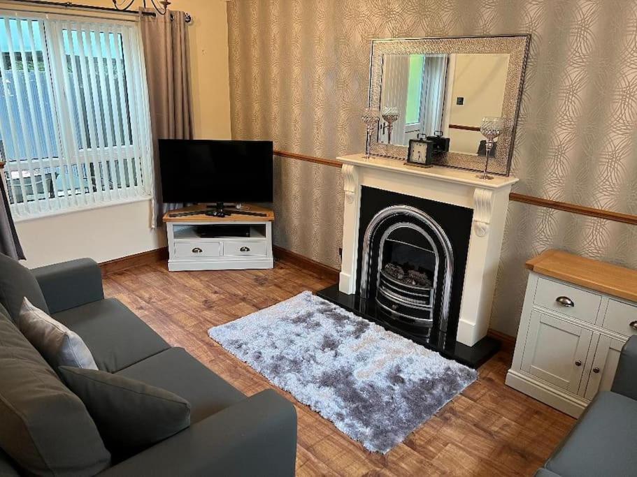 Well Presented 2 Bedroom House Village Holiday Let Strensall Bagian luar foto